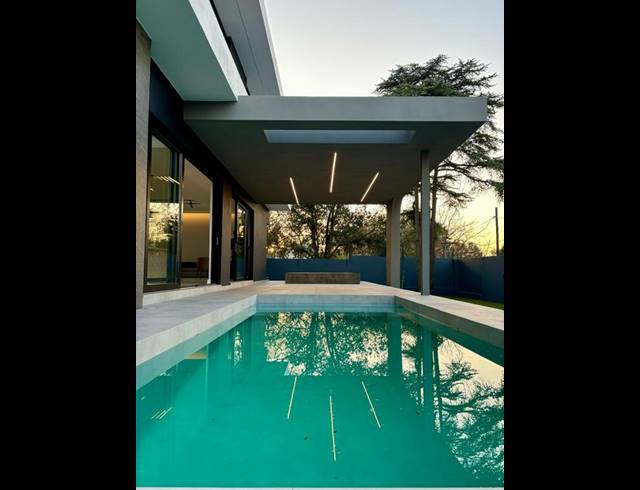 4 BEDROOM HOUSE FOR SALE IN BRYANSTON